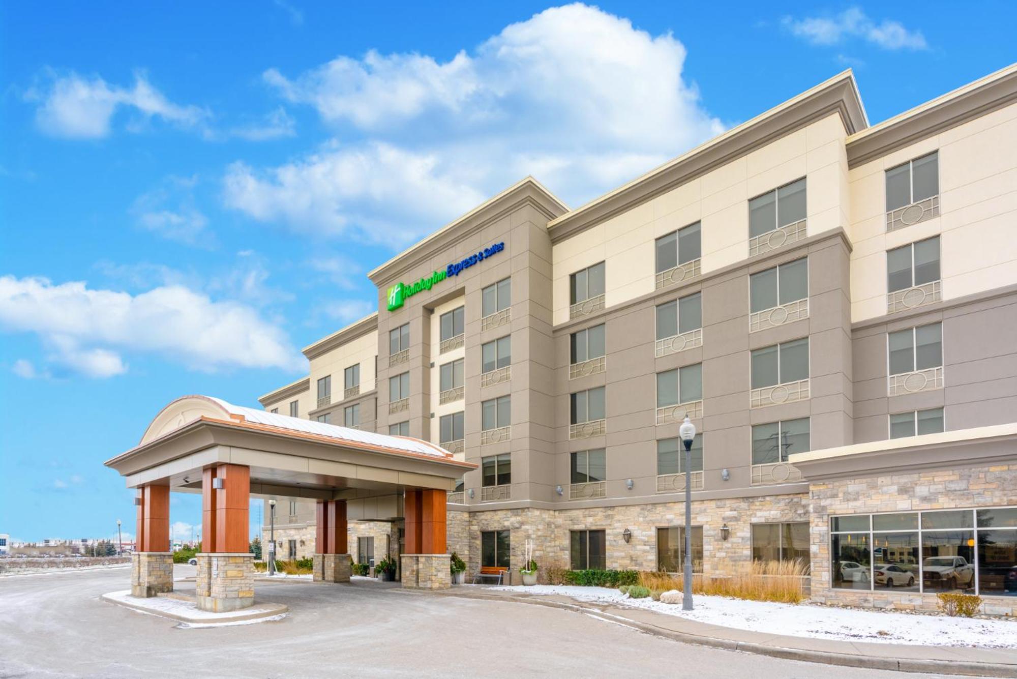 Holiday Inn Express & Suites Vaughan-Southwest By Ihg Exterior foto